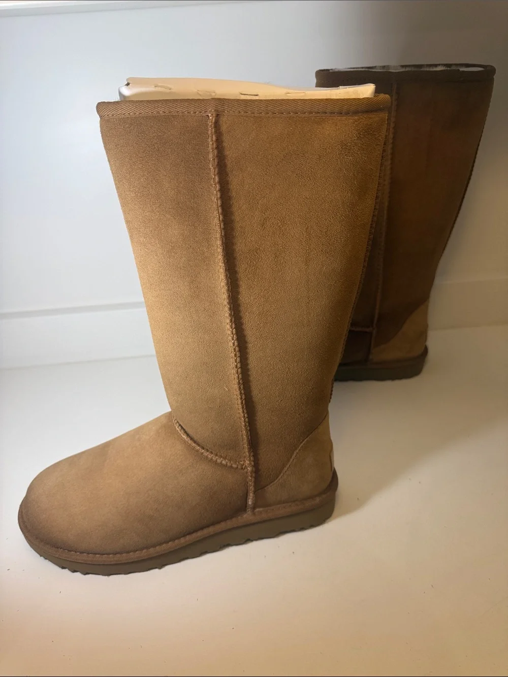 Brand New in Box - UGG Classic Tall II Chestnut Suede Winter Boots - Size 9